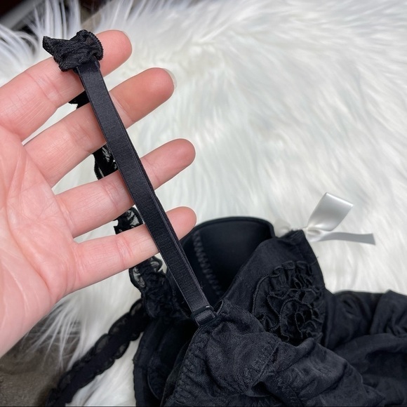 Victoria’s Secret Sexy Little Things Lingerie/Garter 34B - Picture 12 of 12